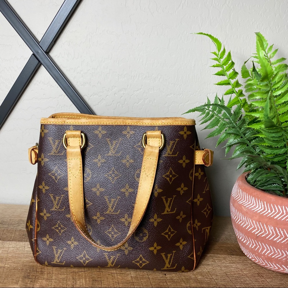 SOLD Louis Vuitton Batignolles Vertical PM - Picture 3 of 16